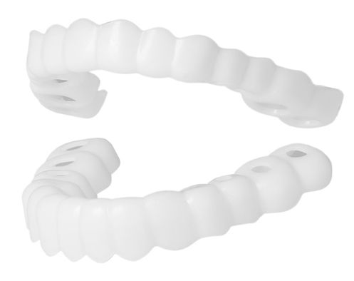 Materials-Used-in-snap-On-Veneers-And-Why-They-Matter